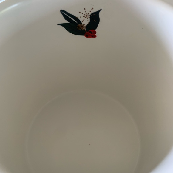 Starbucks 2021 Pinecone and Holly Christmas Mug. - Picture 4 of 5
